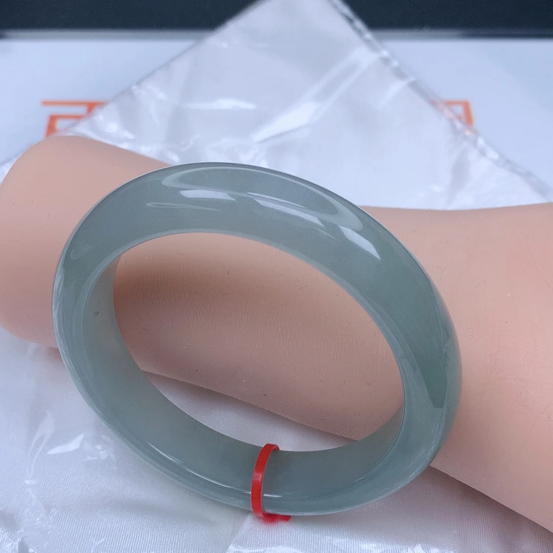 【闪购商品】未镶嵌手镯翡翠，56