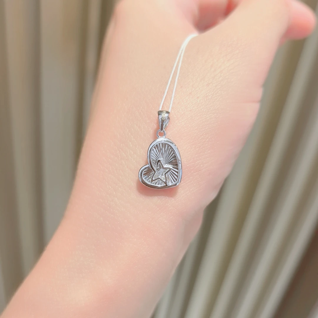 铂金PT950爱心星星铂金吊坠简约时尚精致百搭铂金首饰铂金吊坠390