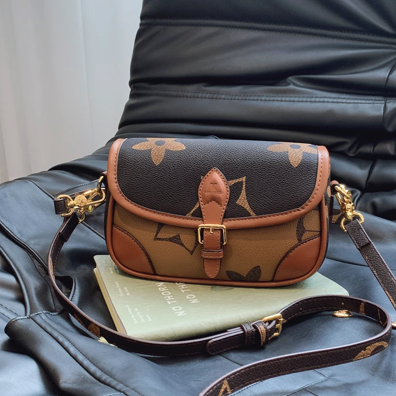 轻奢腋下单肩包2025新款欧美经典印花小包包时尚休闲气质老花包女