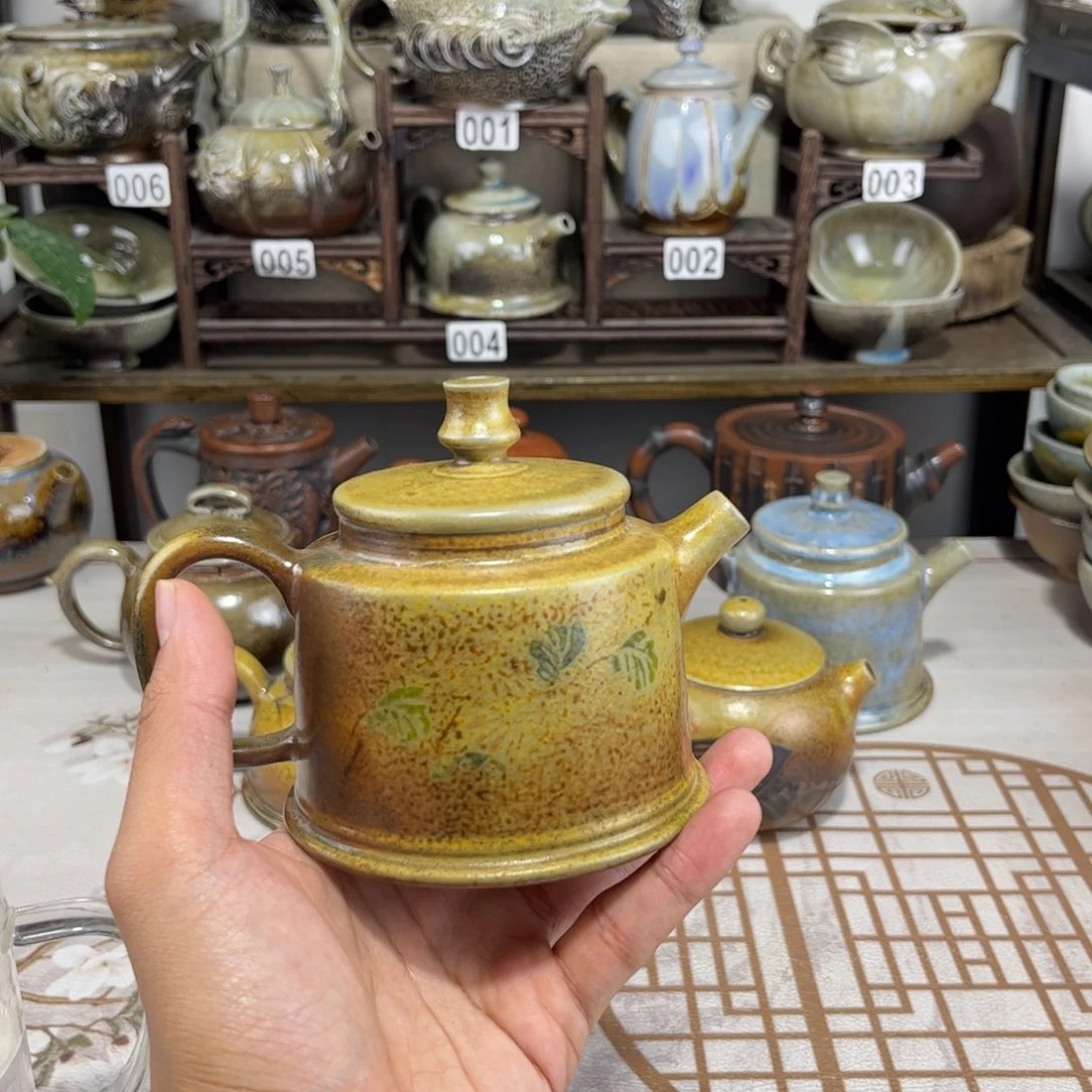 220cc白泥彩填柴烧德钟壶