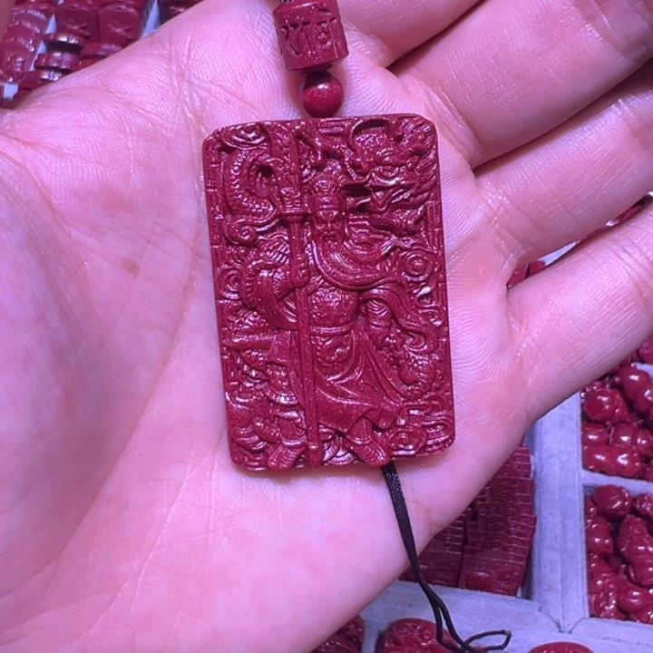 天然辰砂关公牌加顶珠桶珠编