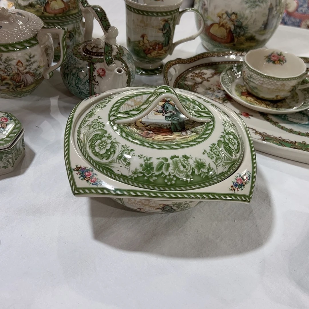 陶瓷经典雅顿炖盅一只