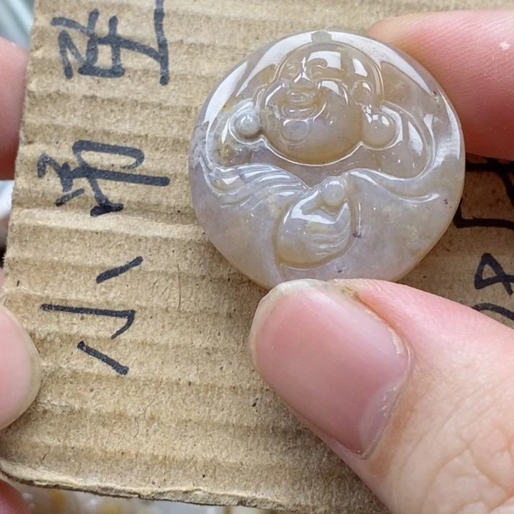 硅化珊瑚（珊瑚玉）未镶嵌颈饰终*