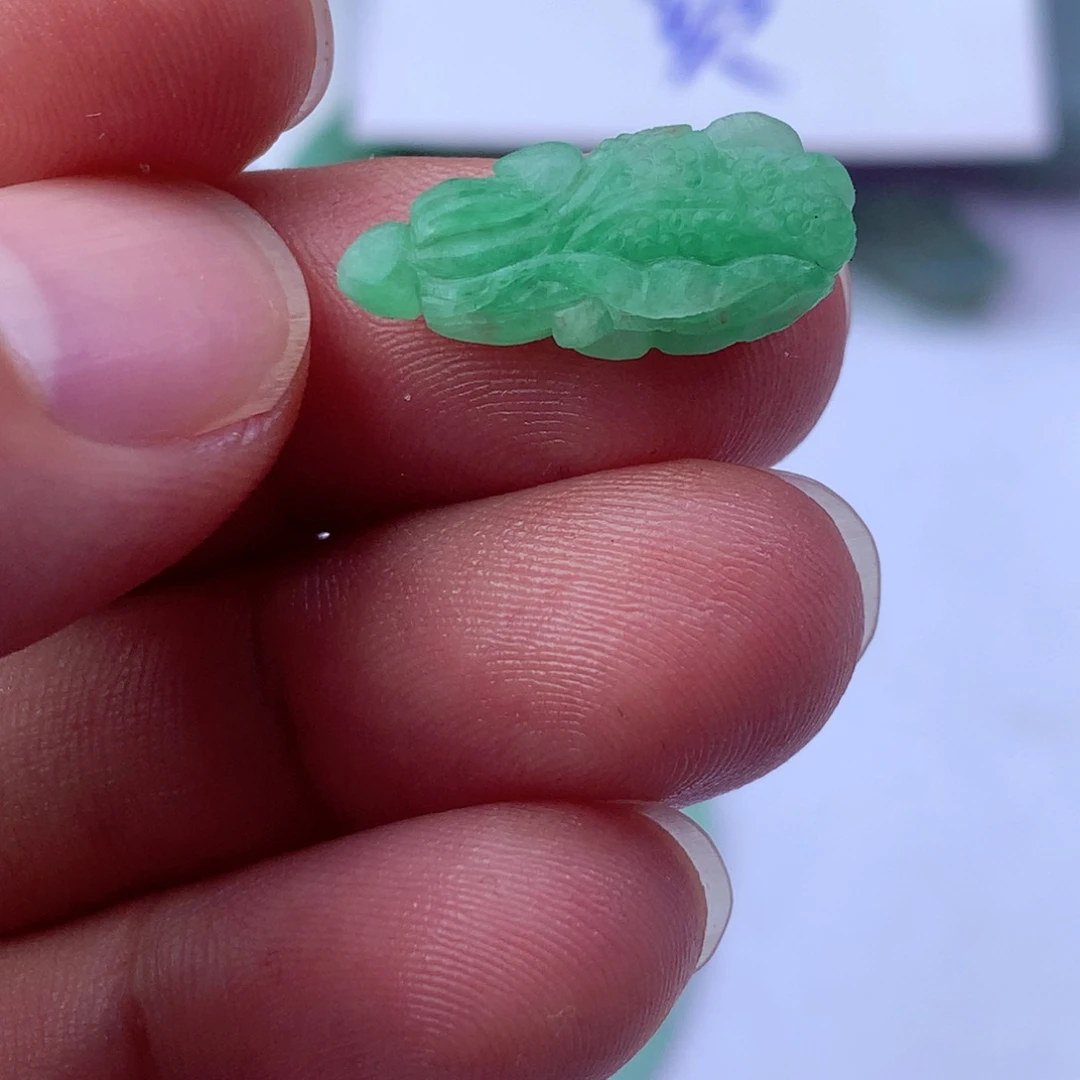 定制翡翠未镶嵌包工