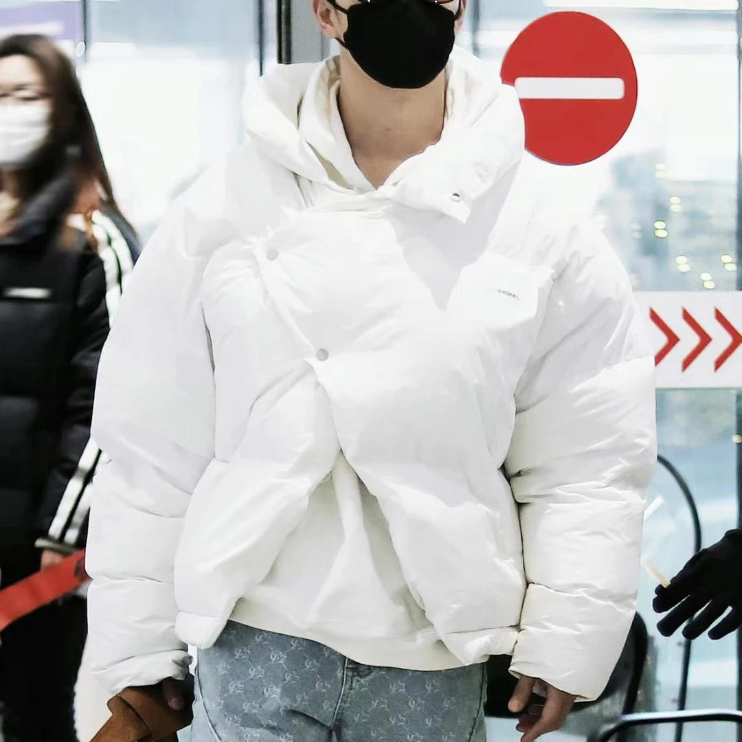 Y-7(微瑕)【UNA】买手店潮牌男女同款开叉剪裁结构羽绒服 20D04