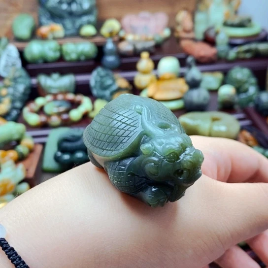 未镶嵌和田玉珠宝奇石