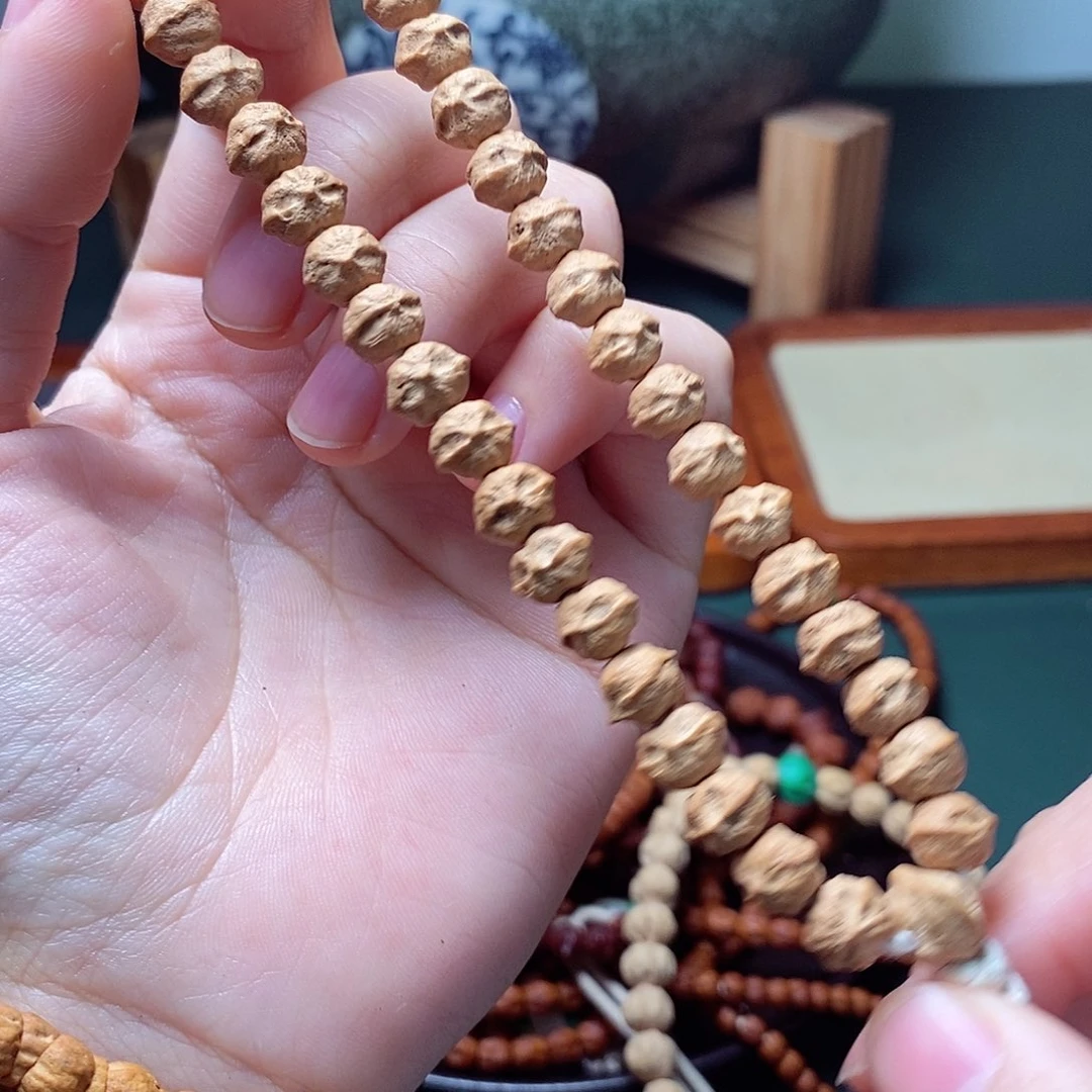 柏香籽/百香籽吊坠138.8小狐狸