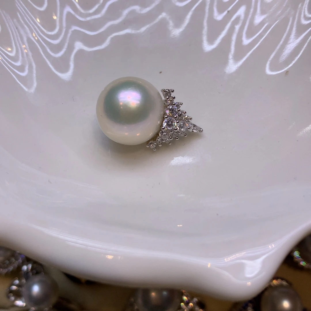 颈饰银S925镶嵌淡水珍珠