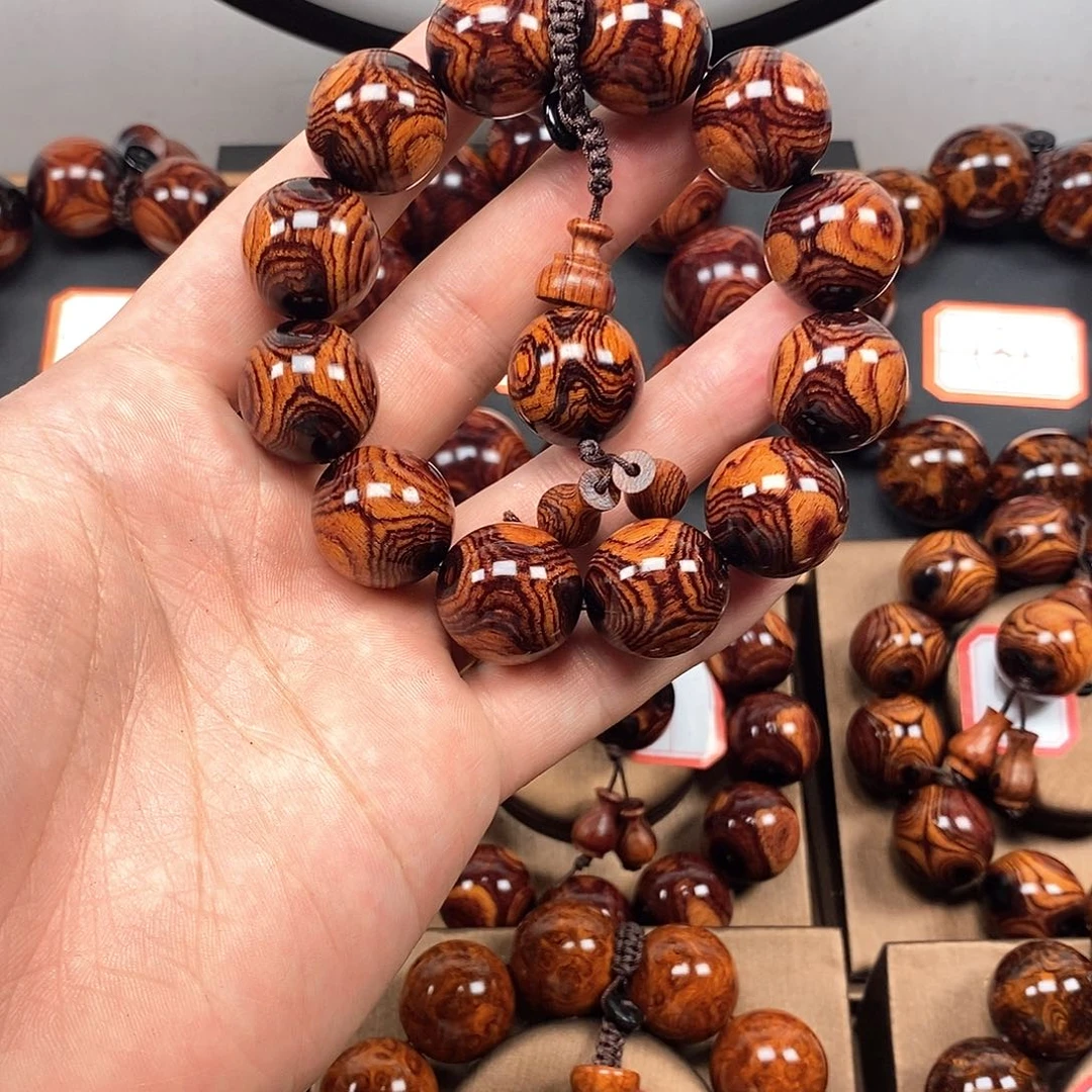 花梨木类天****༽2.0对眼鬼脸