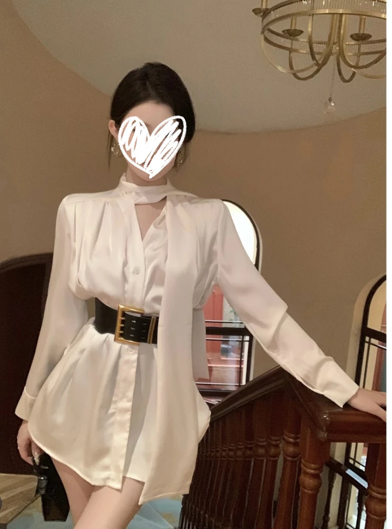 2025新款小众高级感显瘦缎面套装网红轻奢设计师气质套装带腰带