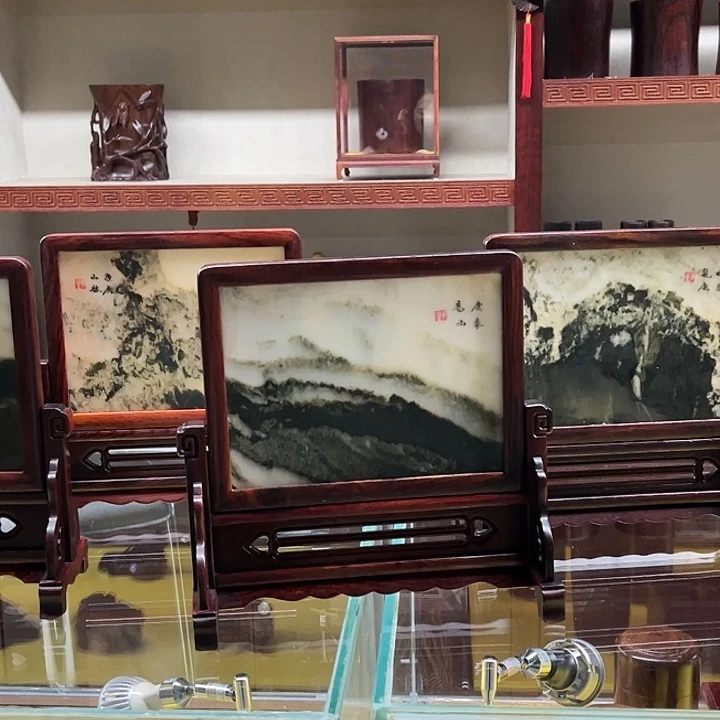 红酸枝木类小屏风带底座带礼盒