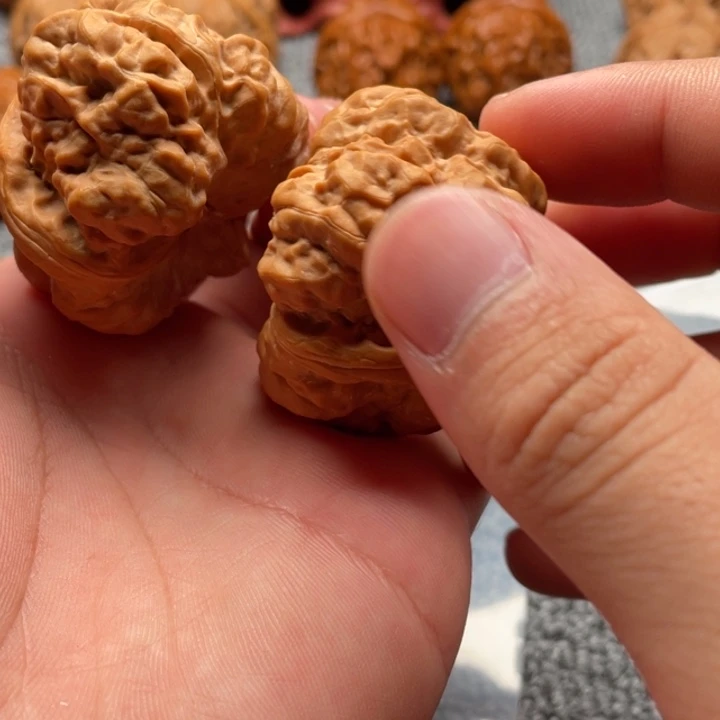 ༺***༻把件文玩核桃蛤蟆头C09