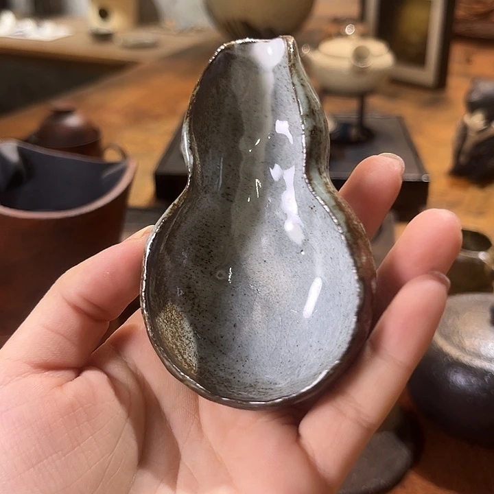 景德镇鱼和熊手工陶艺