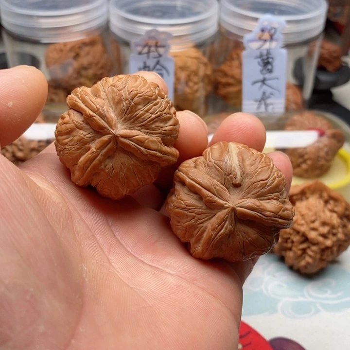 文玩核桃吊坠热*.38全品元宝三楞