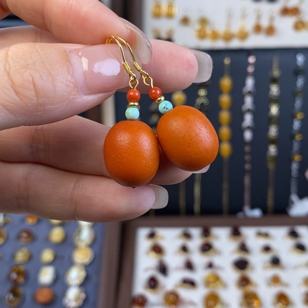 琥珀未镶嵌裸石成品