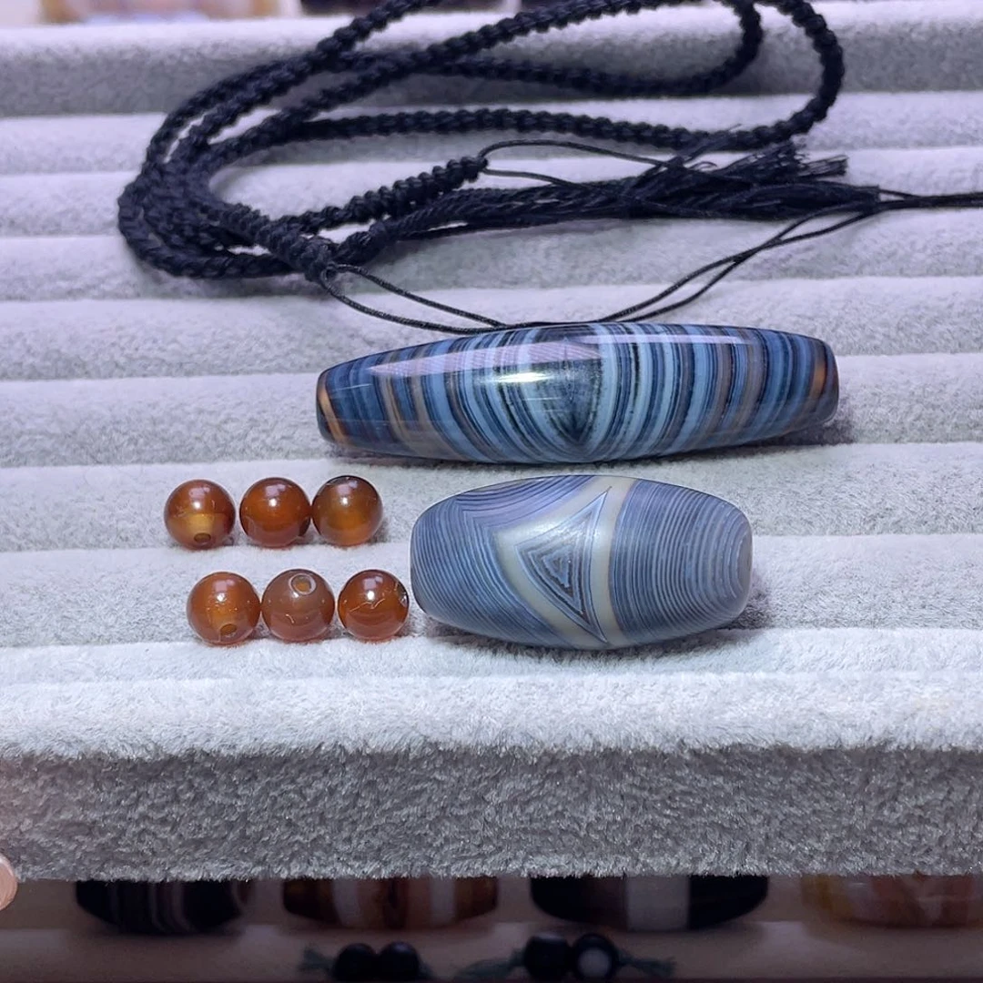 吕***兄玛瑙/玉髓未镶嵌珠宝半成品