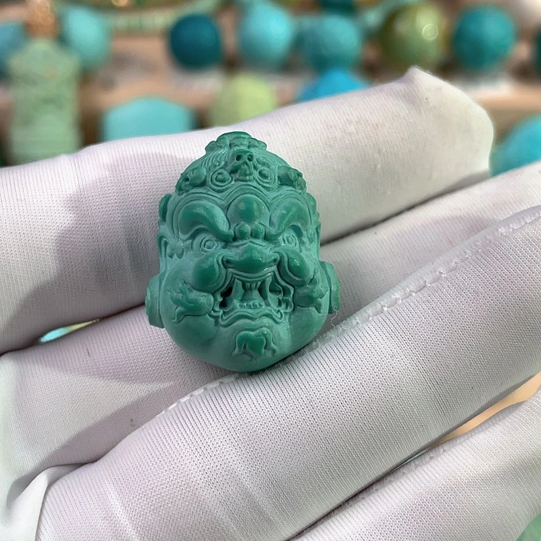 绿松石未镶嵌珠宝奇石