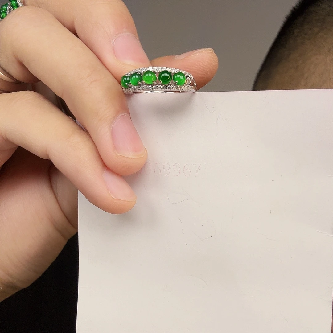 翡翠银S925镶嵌颈饰一件