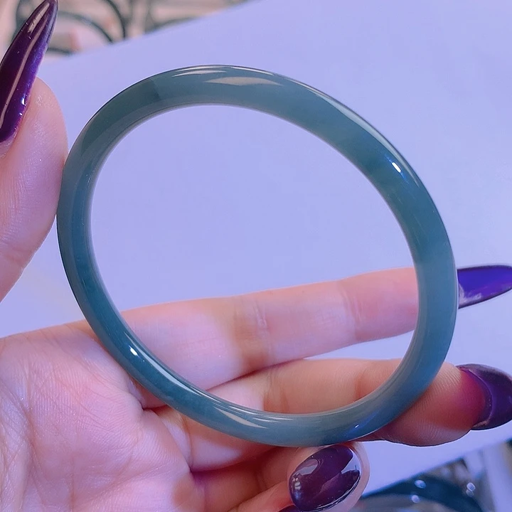 翡翠未镶嵌手镯5657