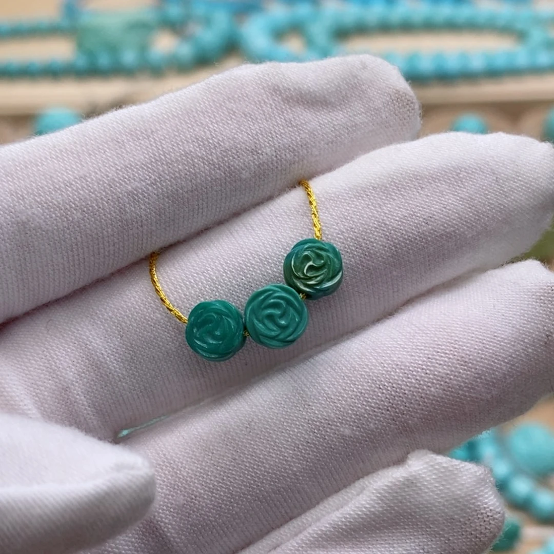 绿松石未镶嵌珠宝奇石