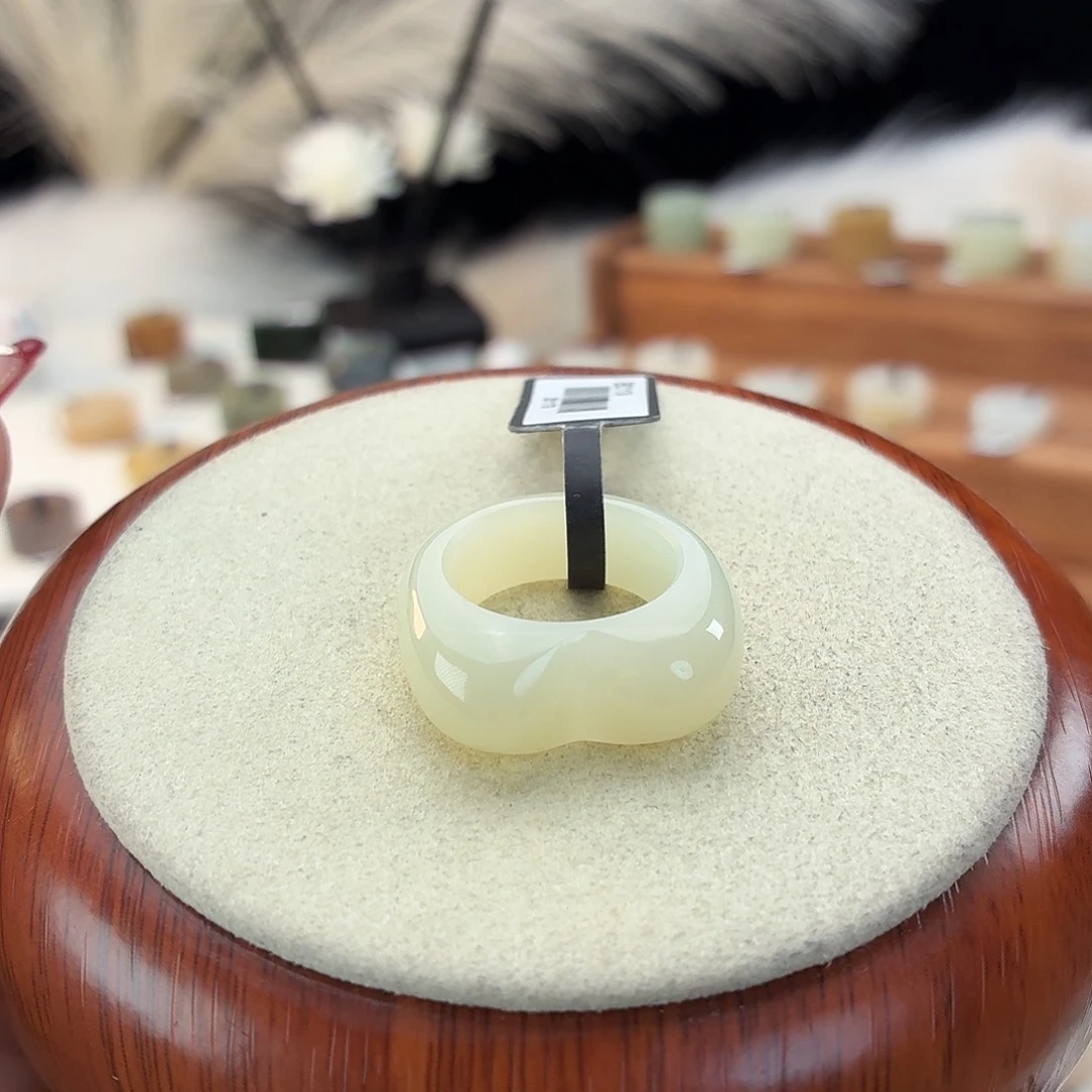 和田玉未镶嵌戒指i51奶黄包猫耳17.3mm