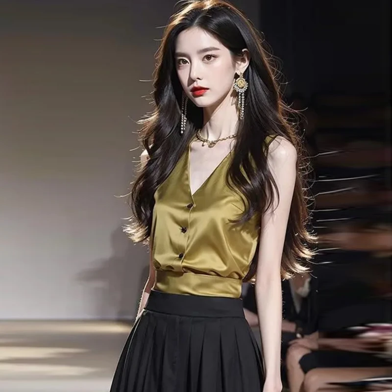 法式轻奢高级感外搭马甲背心女夏季2025新款洋气收腰无袖上衣衬衫