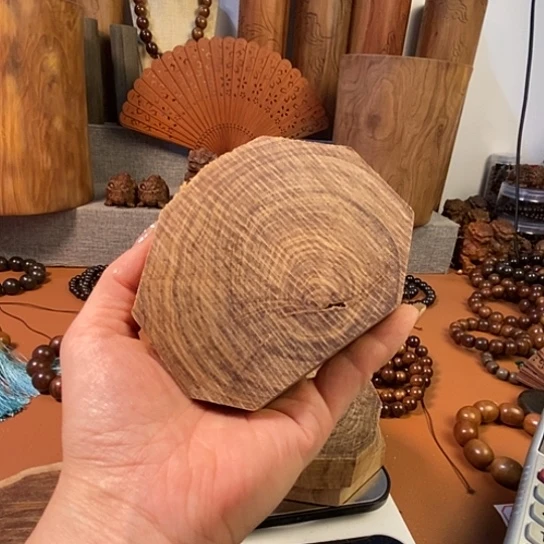 老山檀香老山檀香原材料