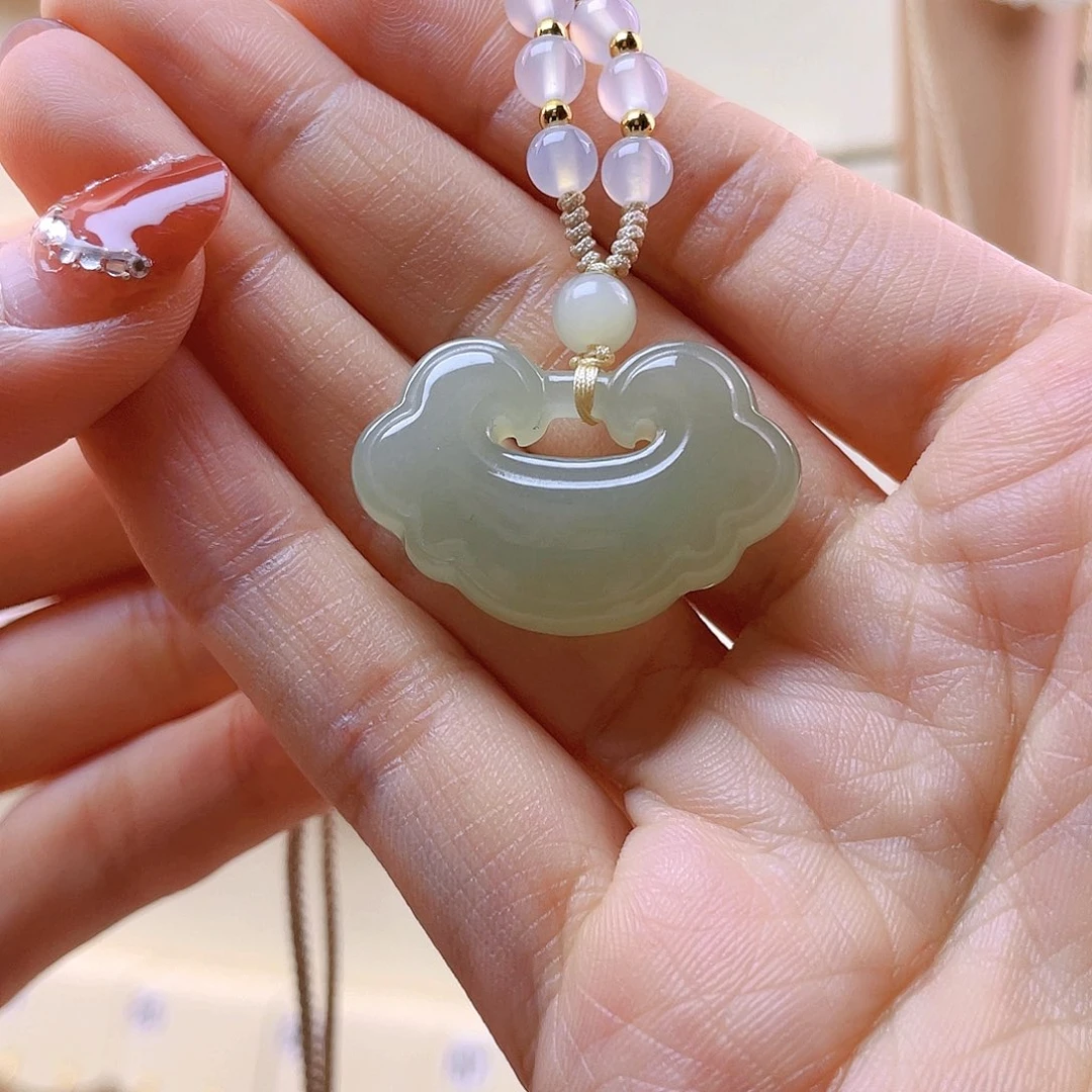 和田玉吊坠(赠链)未镶嵌@****余