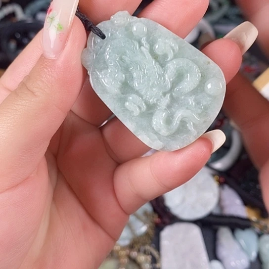 翡翠未镶嵌颈饰天然翡翠