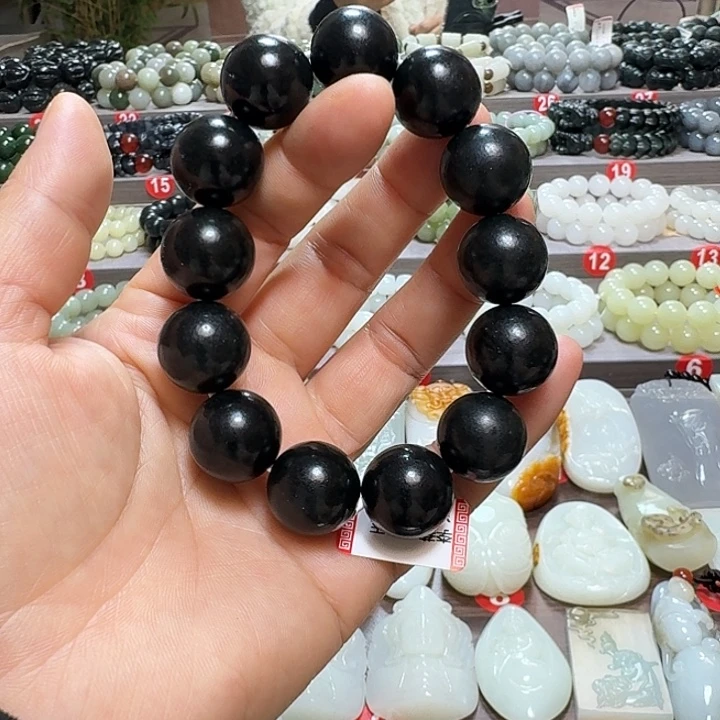未镶嵌手链和田玉新疆黑青卡18