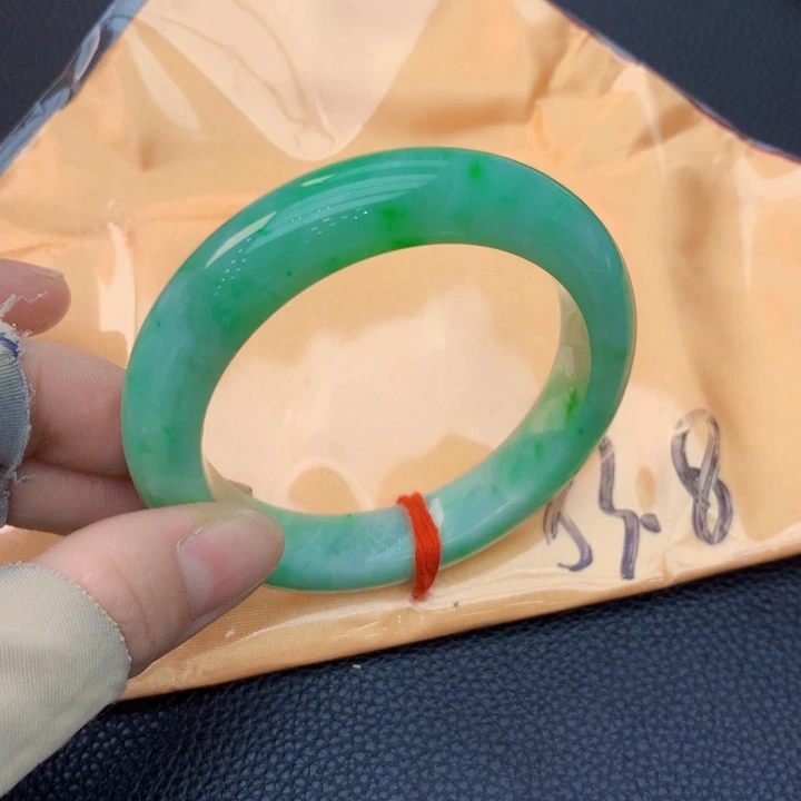 翡翠未镶嵌手镯翡翠手镯