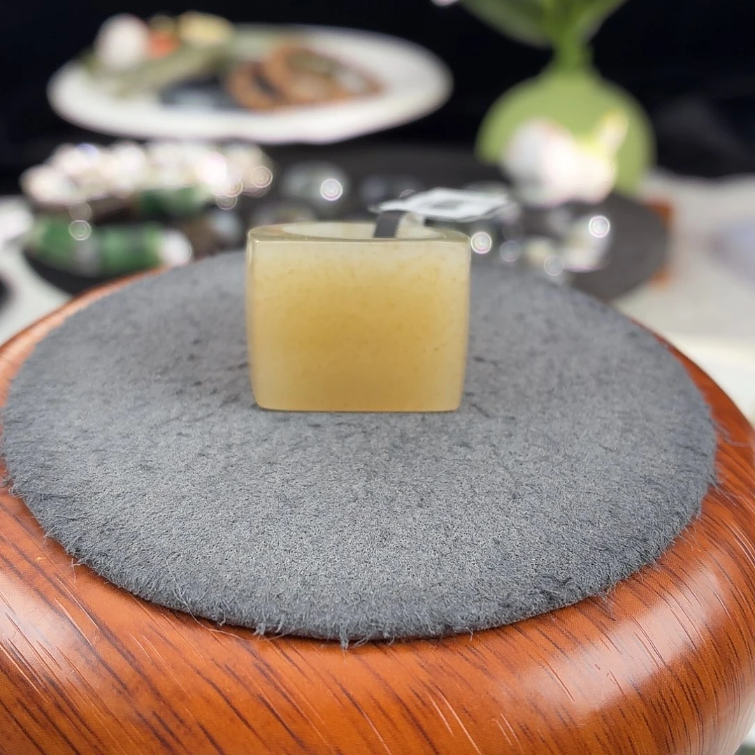 和田玉（糖玉）未镶嵌戒指b52糖花马鞍16.2