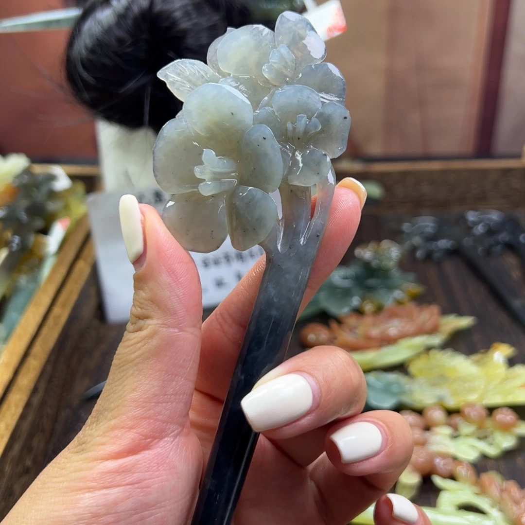蛇纹石玉未镶嵌发簪