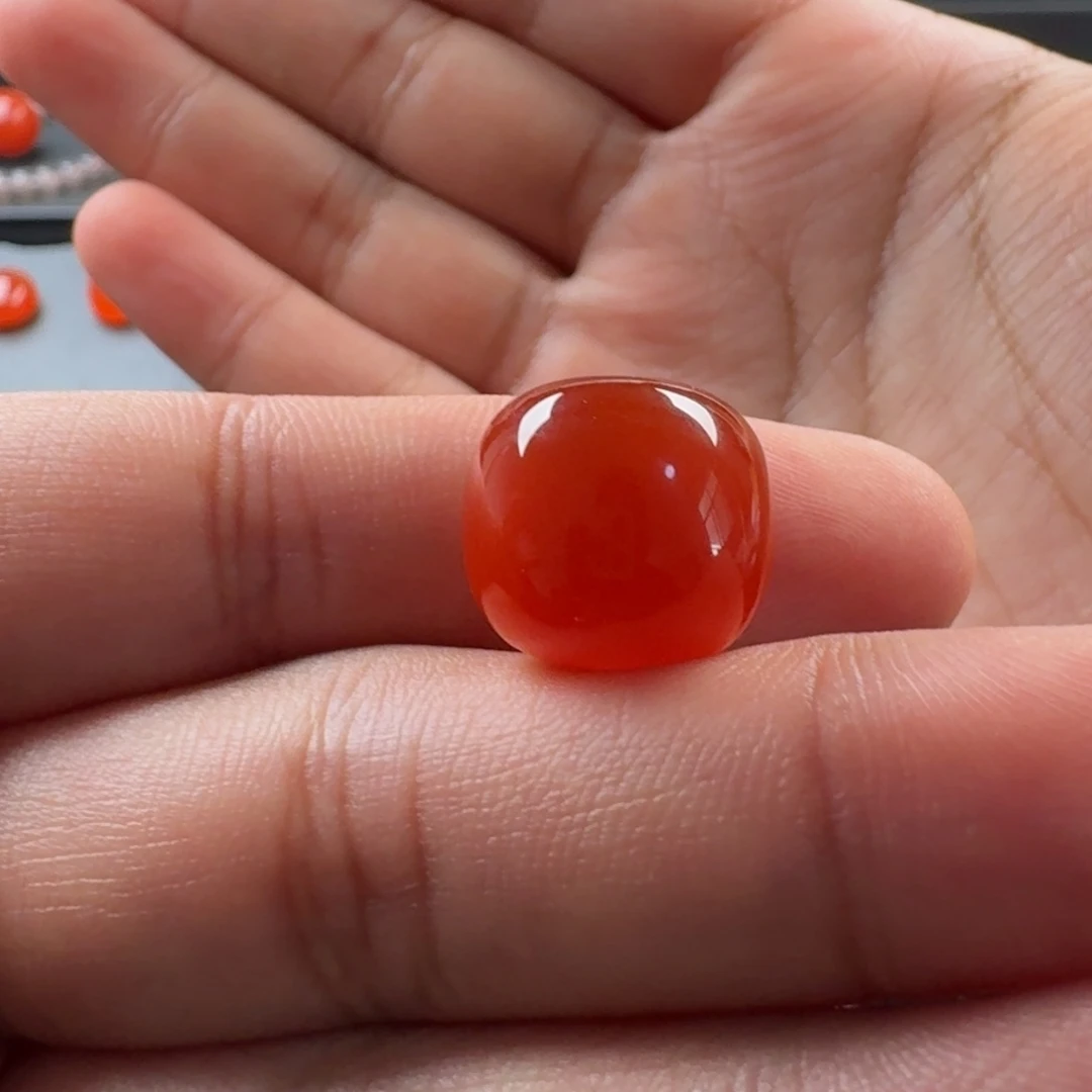 南红玛瑙未镶嵌老型15.1*13.9mm