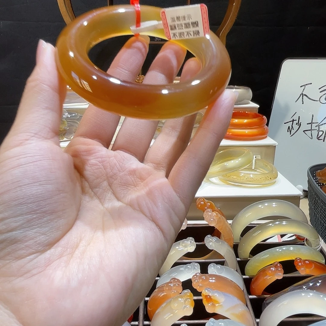 玛瑙/玉髓未镶嵌手镯