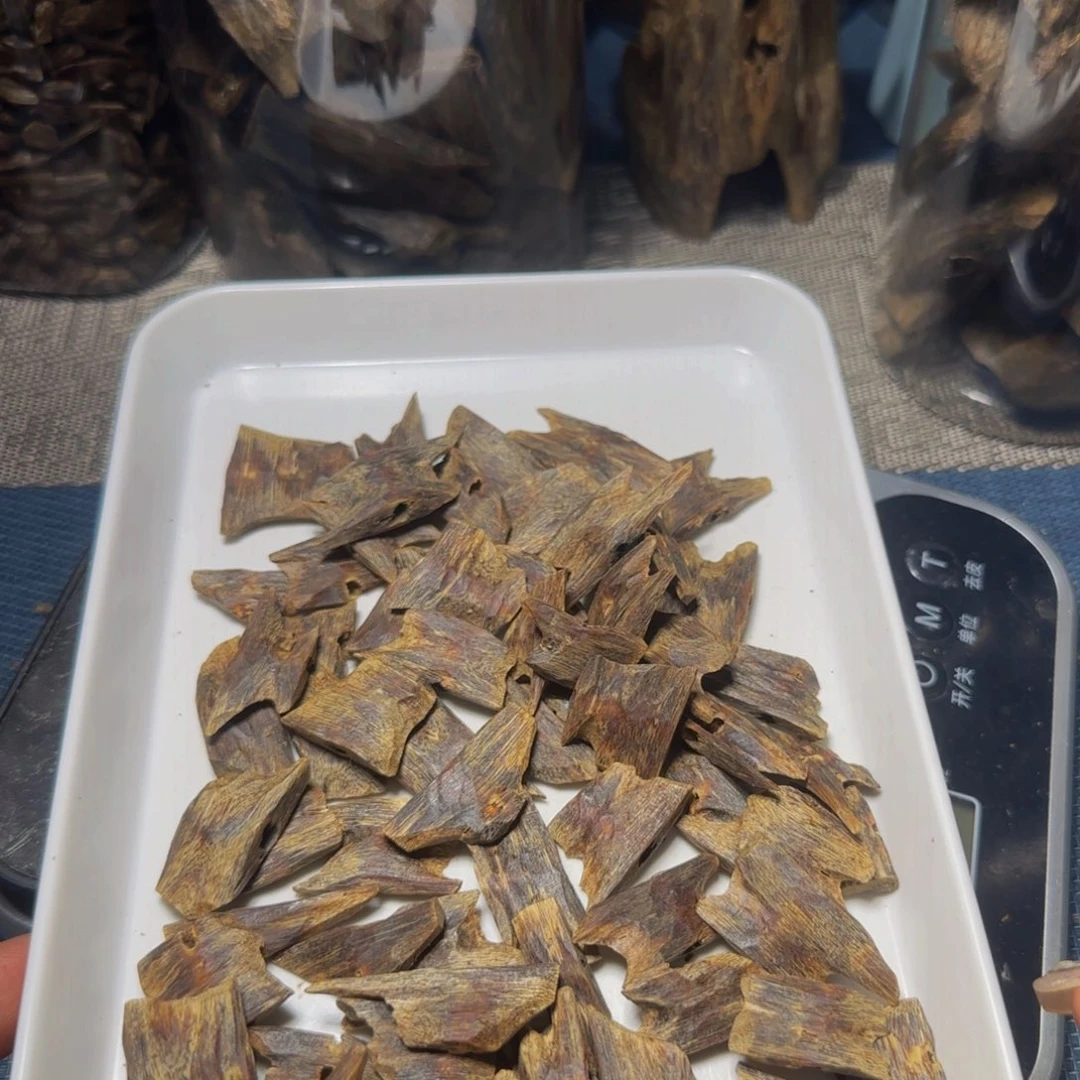 树脂制品乐**南树脂制品，乌身67