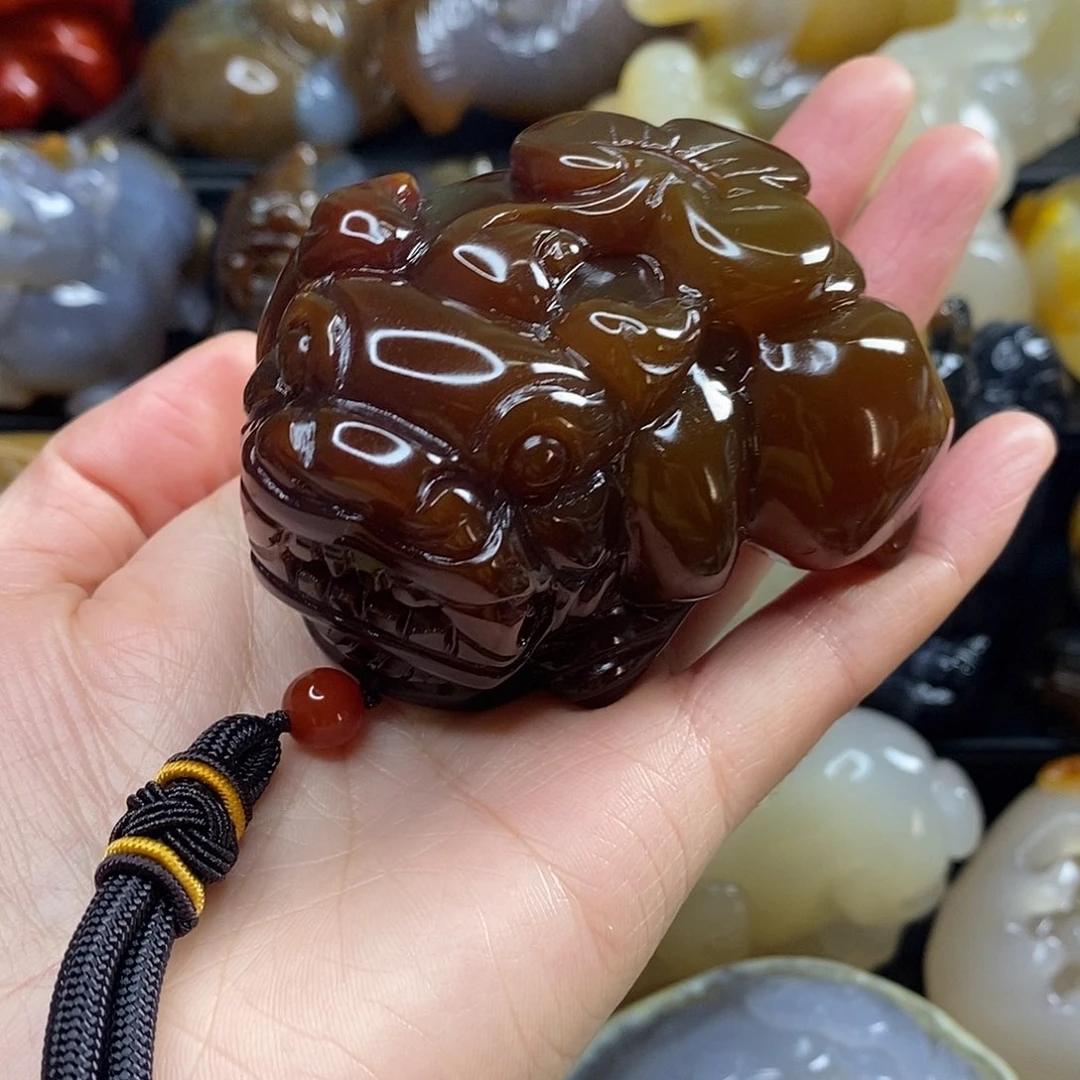 8***8玛瑙/玉髓未镶嵌手把件