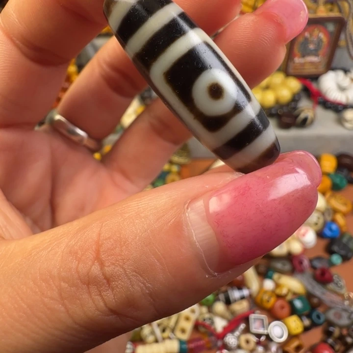 琉璃/树脂/塑料类