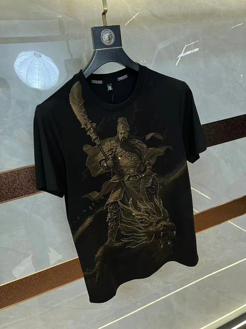 2025单件短袖轻奢潮流圆领百搭薄款修身型