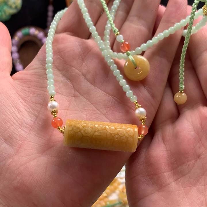 翡翠未镶嵌颈饰吊坠