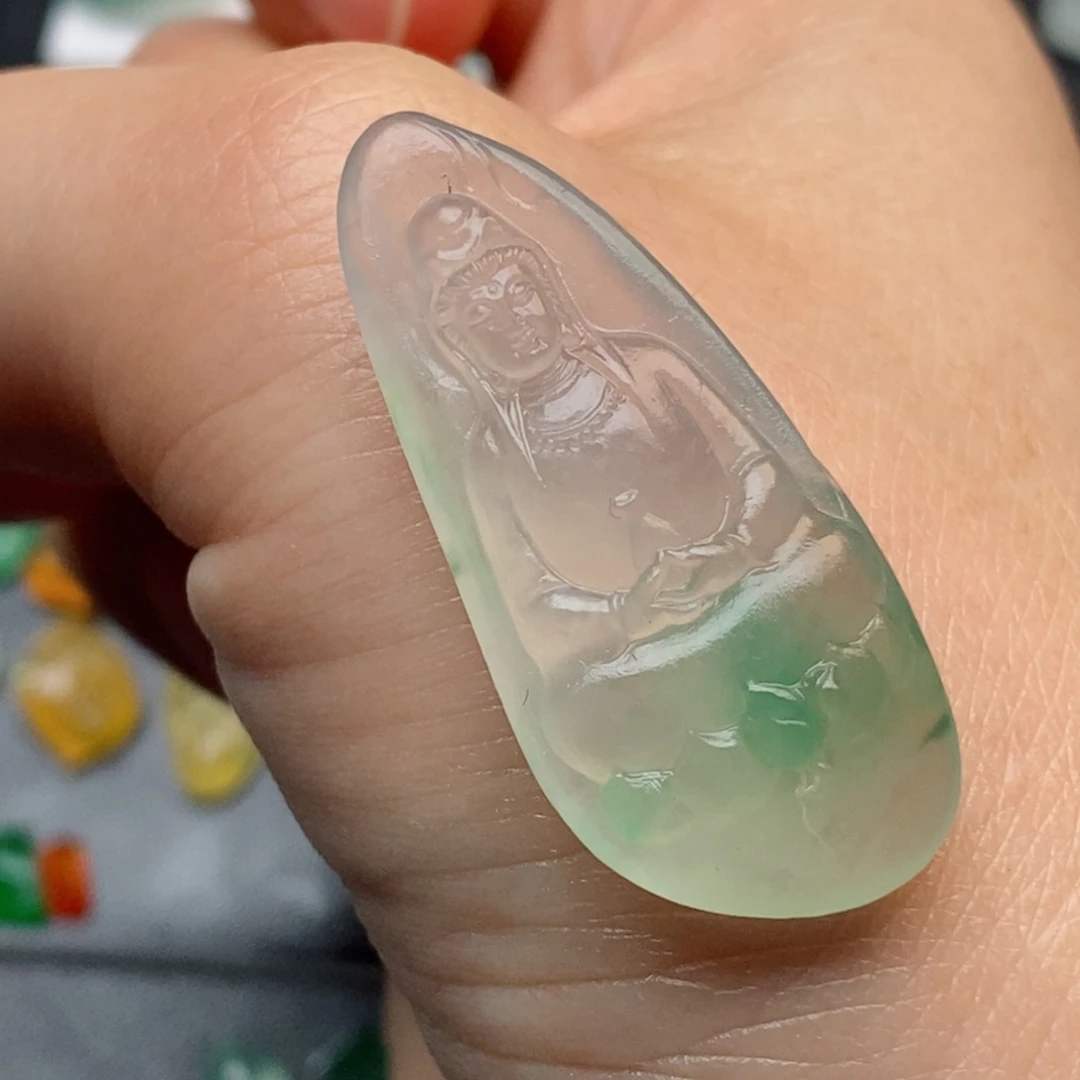 定制翡翠未镶嵌观音