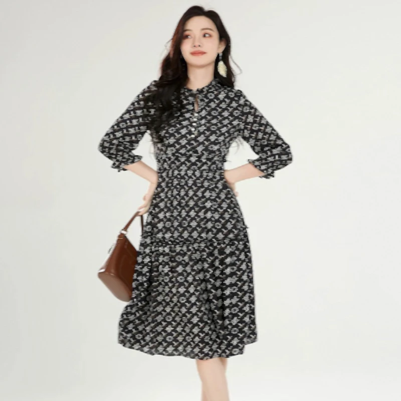 JIRUIMAN/吉瑞曼V领时髦字母印花设计感连衣裙Q358