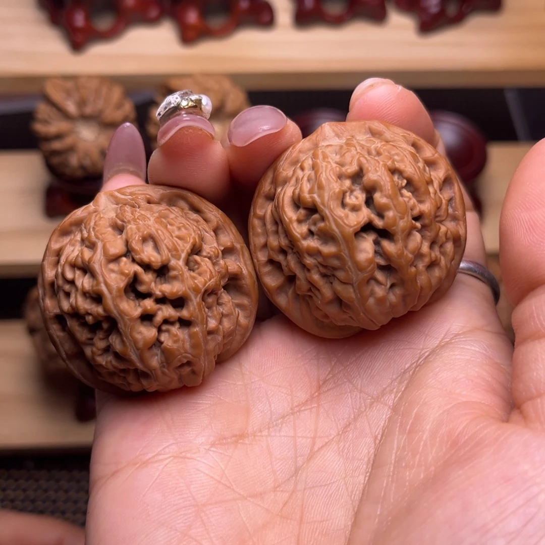 文玩核桃吊坠凤凰台