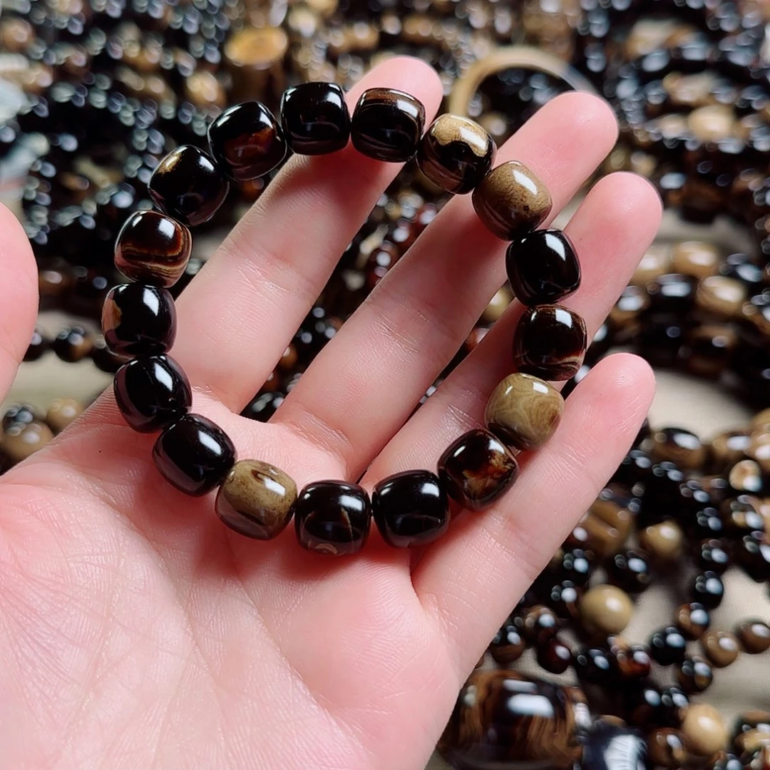 泥塑鱼*血柳1.2尺寸毕业无暇手串