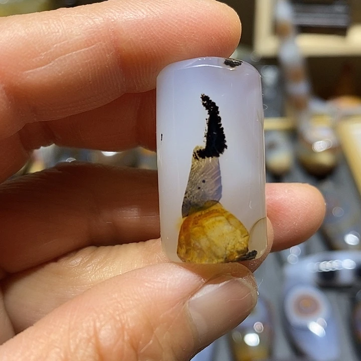 玛瑙/玉髓未镶嵌颈饰