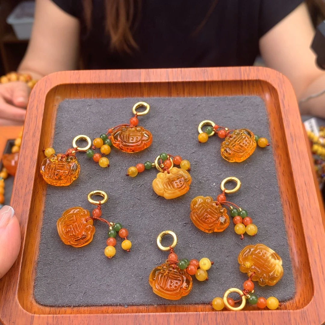 未镶嵌吊坠(不含链)琥珀多样性发一