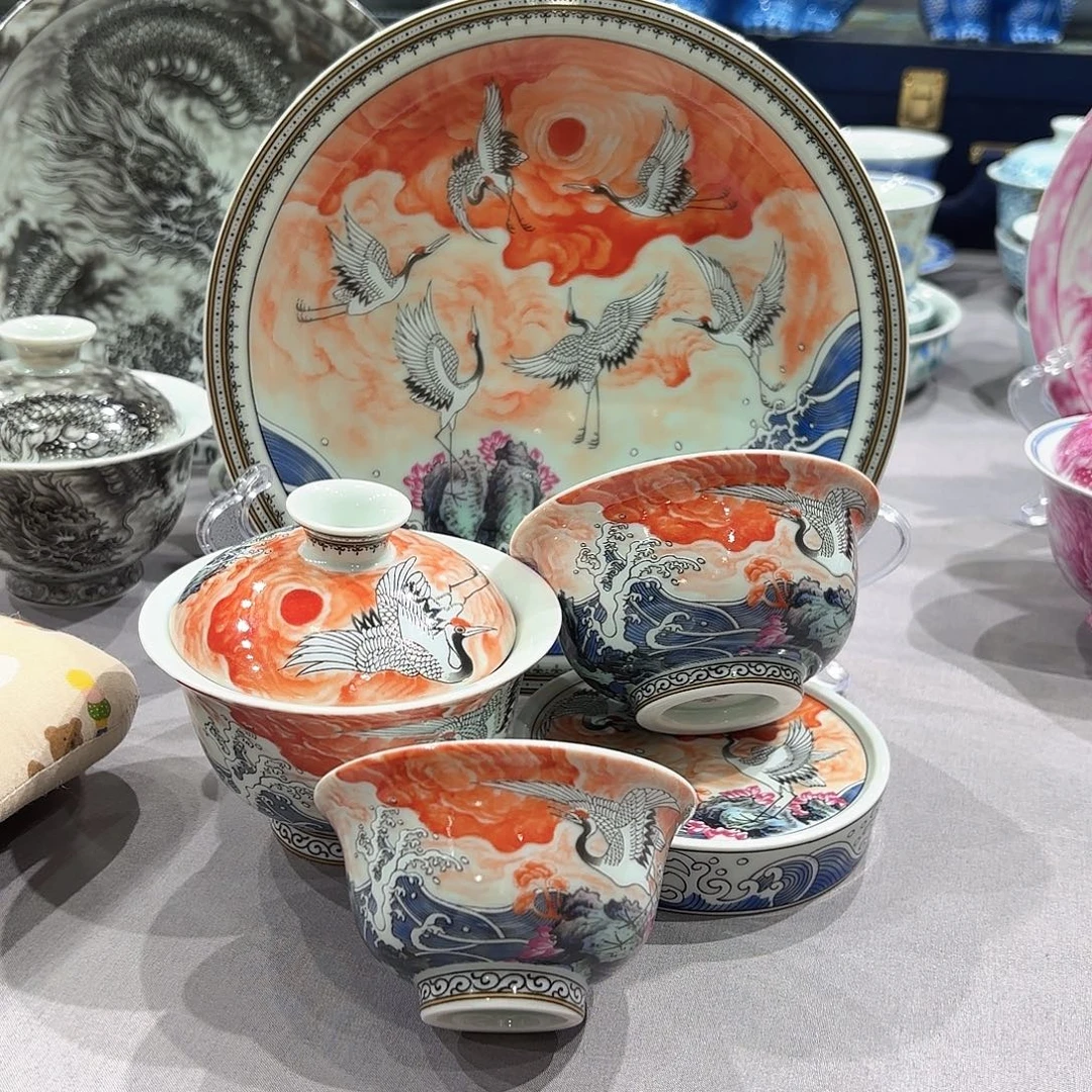 瓷片景德镇瓷器精品陈列