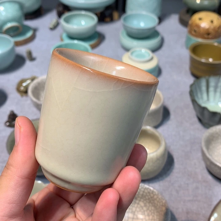 龙泉青瓷猪油冻闻香杯