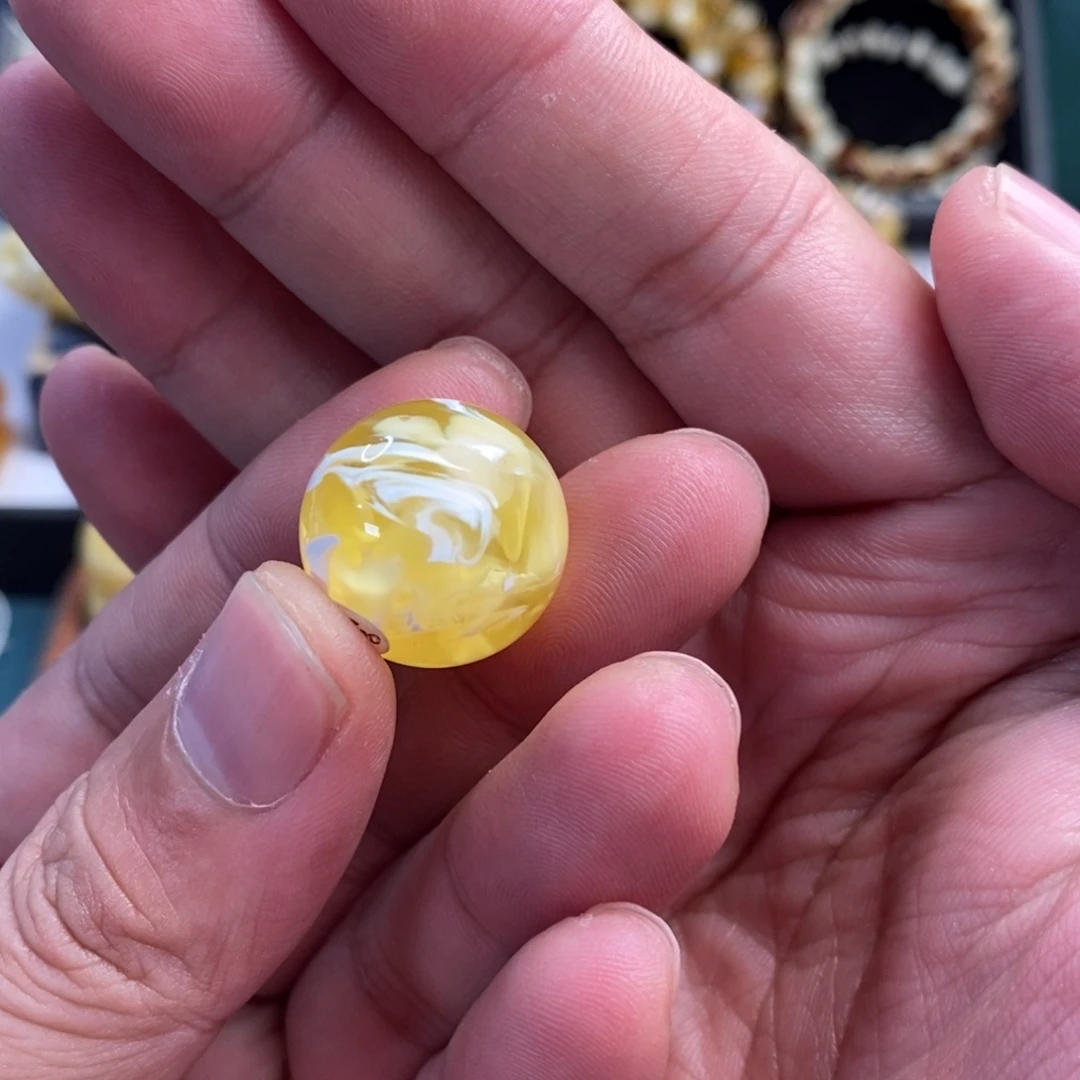 蜜蜡未镶嵌裸石20.7mm