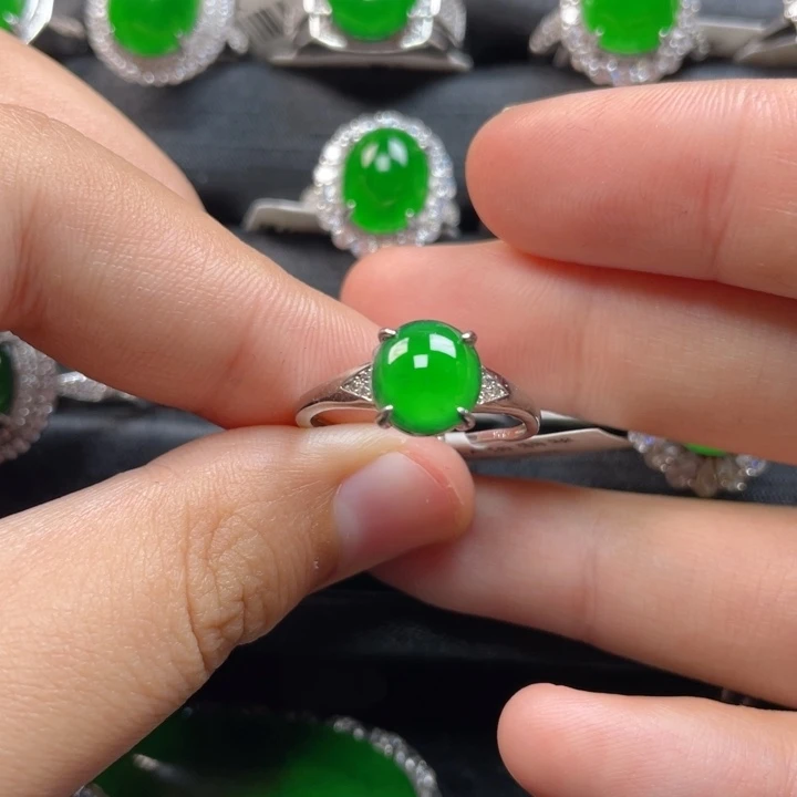 翡翠戒指银S925镶嵌戒指